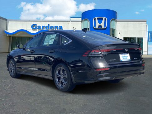 New 2026 Honda Accord EX-L image 4