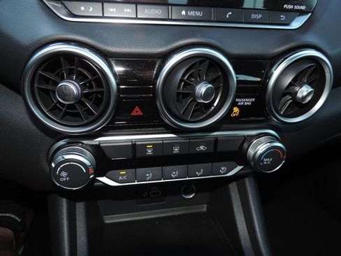 Certified 2021 Nissan Sentra S image 20