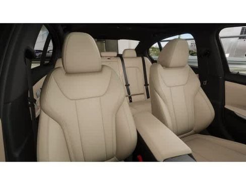 New 2026 BMW 330i xDrive 330i xDrive w/ Convenience Package image 11