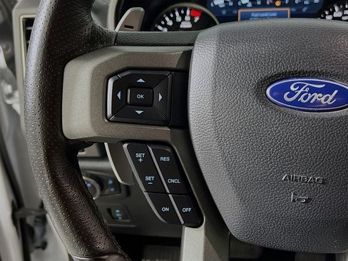 Used 2019 Ford F150 Raptor w/ Equipment Group 802A Luxury image 19