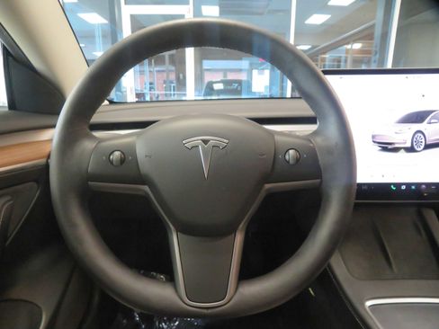 Used 2022 Tesla Model 3 Long Range image 30