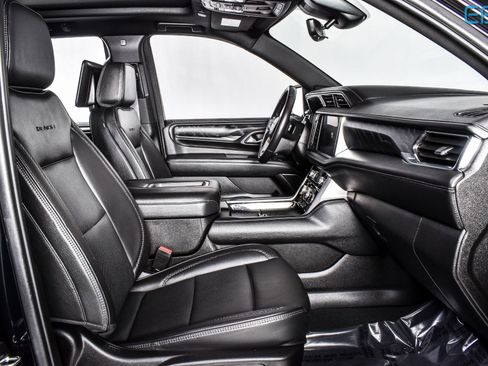 Used 2023 GMC Yukon Denali image 26