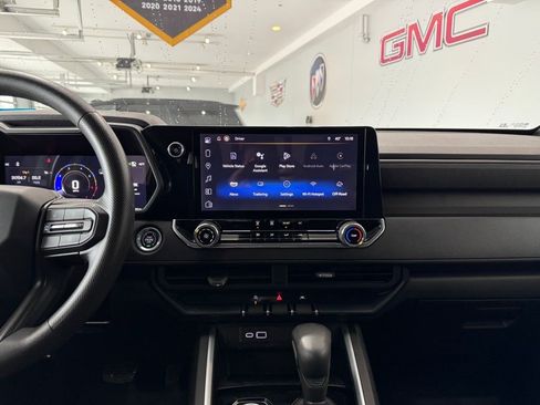 Certified 2024 Chevrolet Colorado Trail Boss w/ Advanced Trailering Package image 15