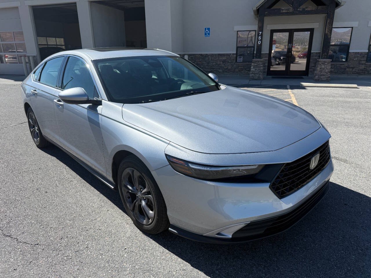 Used 2023 Honda Accord EX image 1