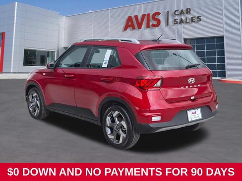 Used 2025 Hyundai Venue SEL FWD image 9