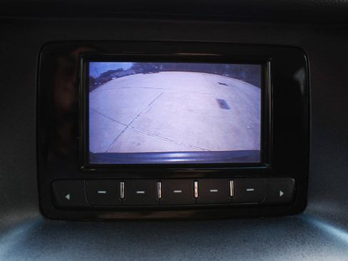Used 2017 Chevrolet Tahoe 2WD image 10