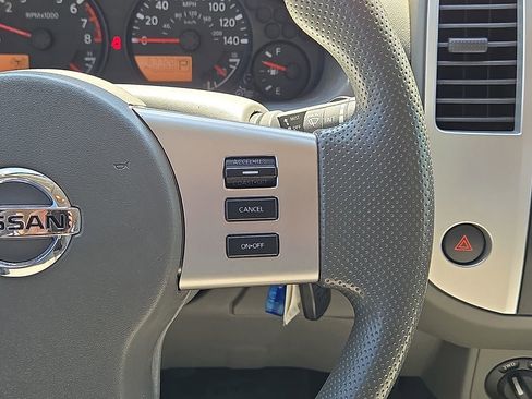 Used 2017 Nissan Frontier SV image 19