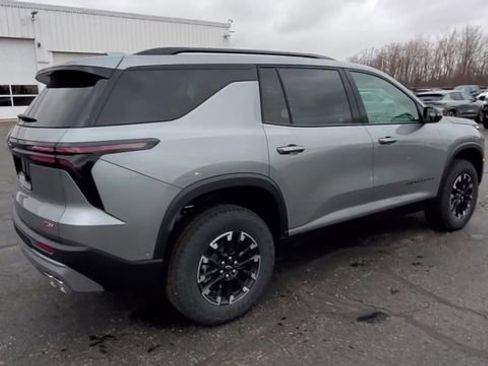 New 2026 Chevrolet Traverse Z71 w/ Enhanced Driving Package image 8