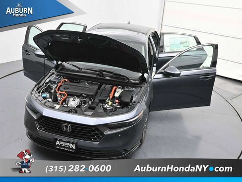 New 2025 Honda Accord EX-L image 32