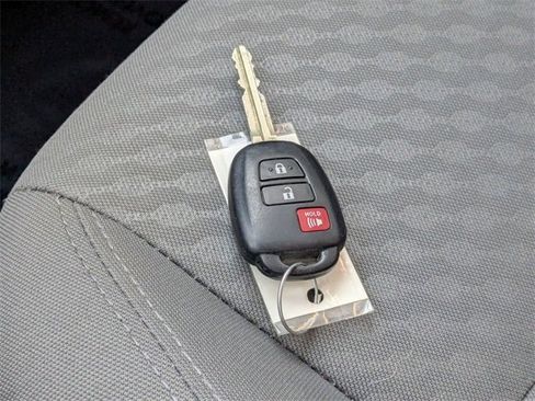 Used 2022 Toyota Tacoma 4x4 Double Cab image 36