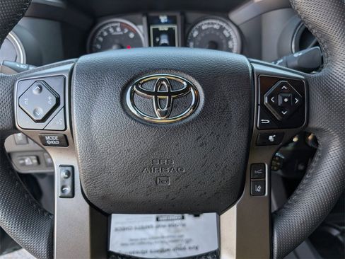 Used 2023 Toyota Tacoma TRD Off-Road image 20