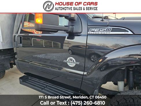 Used 2015 Ford F350 XLT w/ XLT Interior Package image 11