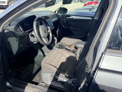 Used 2022 Volkswagen Tiguan S FWD image 23