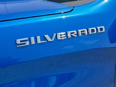 Used 2022 Chevrolet Silverado 1500 RST AWD/4WD image 13