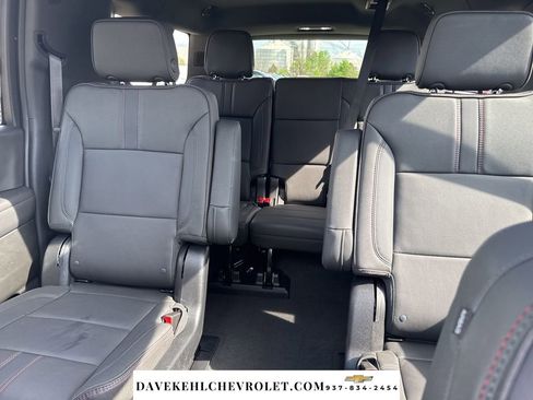 Used 2025 Chevrolet Suburban RST w/ Comfort Package image 22