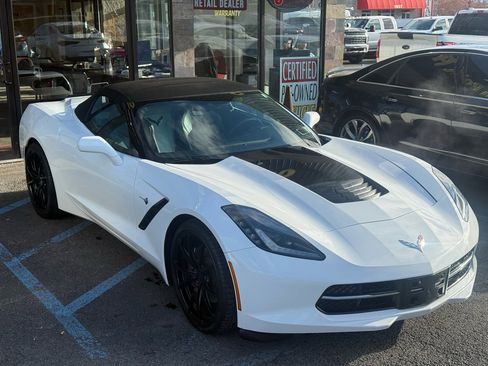 Used 2015 Chevrolet Corvette Stingray Convertible image 7