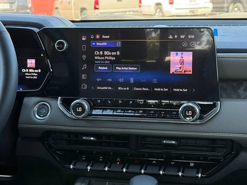 New 2026 Chevrolet Colorado ZR2 w/ Technology Package AWD/4WD image 10