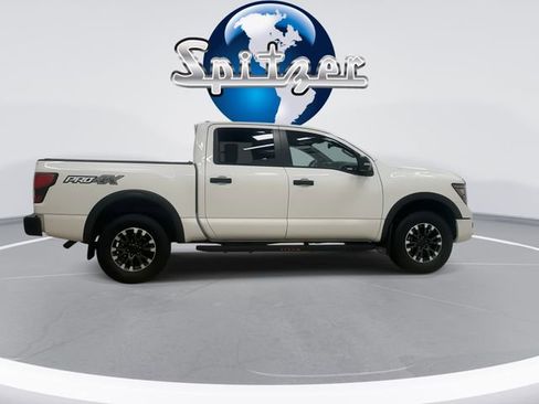 Used 2023 Nissan Titan PRO-4X w/ Pro-4x Convenience Package image 9