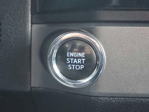 Used 2017 Toyota Tacoma TRD Sport w/ Tow Package image 26