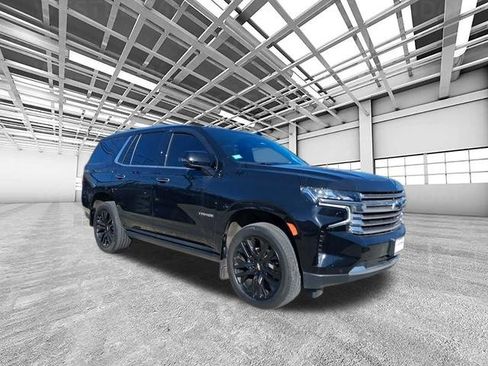 Used 2024 Chevrolet Tahoe High Country image 1