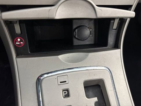 Used 2013 Toyota Corolla LE image 39