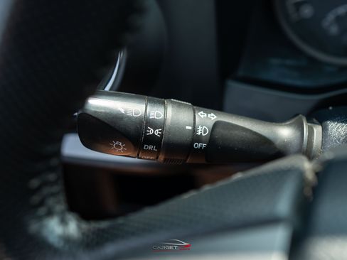 Used 2018 Toyota Tacoma TRD Sport AWD/4WD image 26