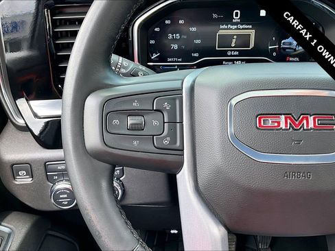 Used 2025 GMC Sierra 1500 SLT AWD/4WD image 12