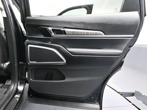Used 2023 Kia Telluride EX X-Line AWD/4WD image 45