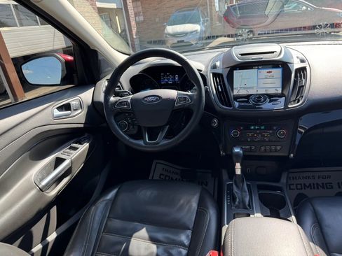 Used 2017 Ford Escape Titanium w/ Equipment Group 301A AWD/4WD image 41