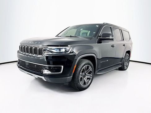 Used 2022 Jeep Wagoneer Series III image 3