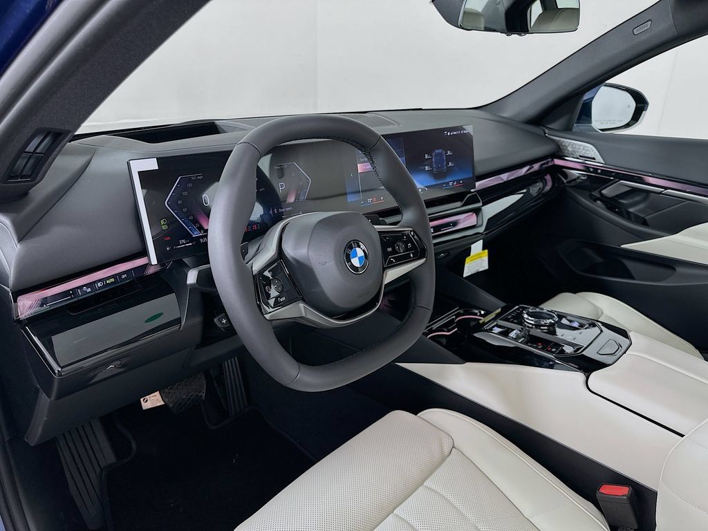 Used 2026 BMW 530i w/ Executive Package RWD image 9