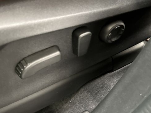 Certified 2025 Subaru Ascent Touring image 20