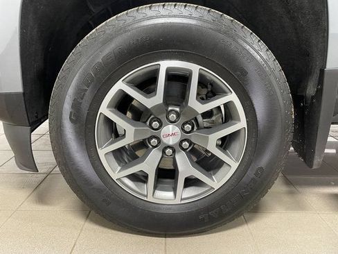 Used 2022 GMC Canyon AT4 AWD/4WD image 7