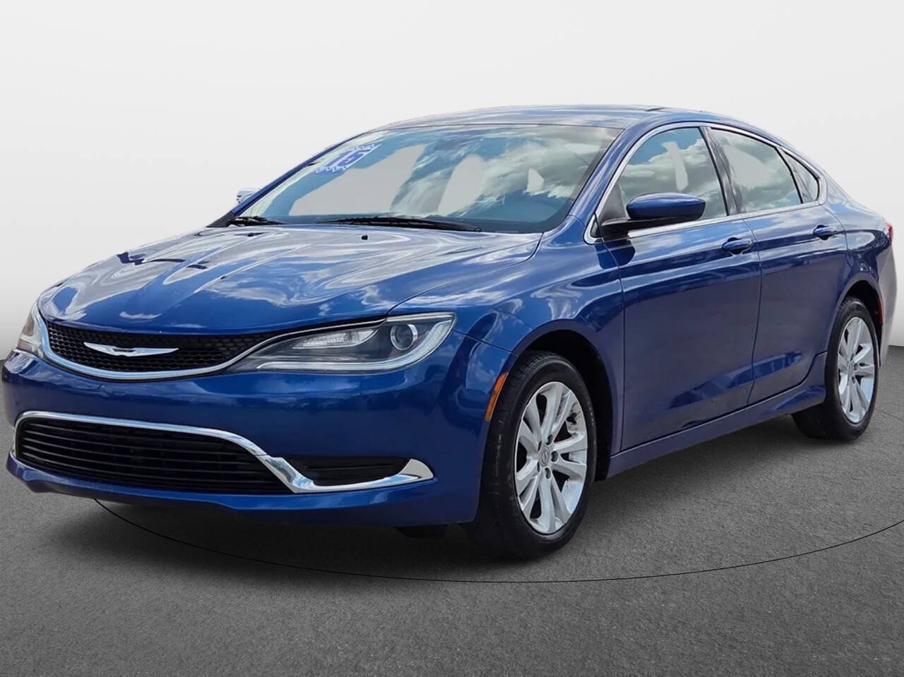 Used 2015 Chrysler 200 Limited FWD image 1