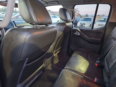 Used 2014 Nissan Frontier PRO-4X w/ Pro-4x Luxury Package image 28