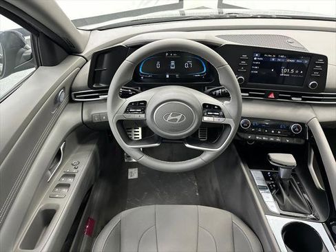 New 2026 Hyundai Elantra SEL Sport image 22