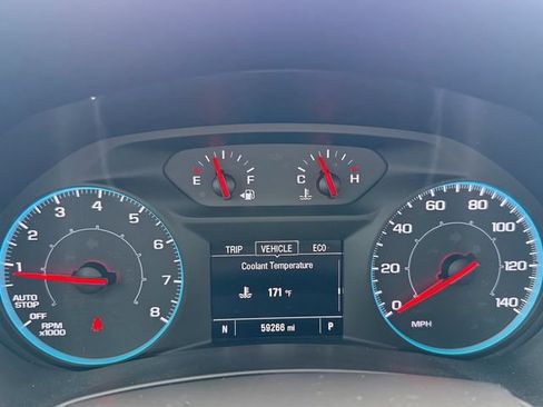 Used 2021 Chevrolet Equinox LS w/ LS Convenience Package FWD image 22