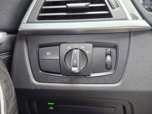 Used 2018 BMW 330i Gran Turismo xDrive image 29