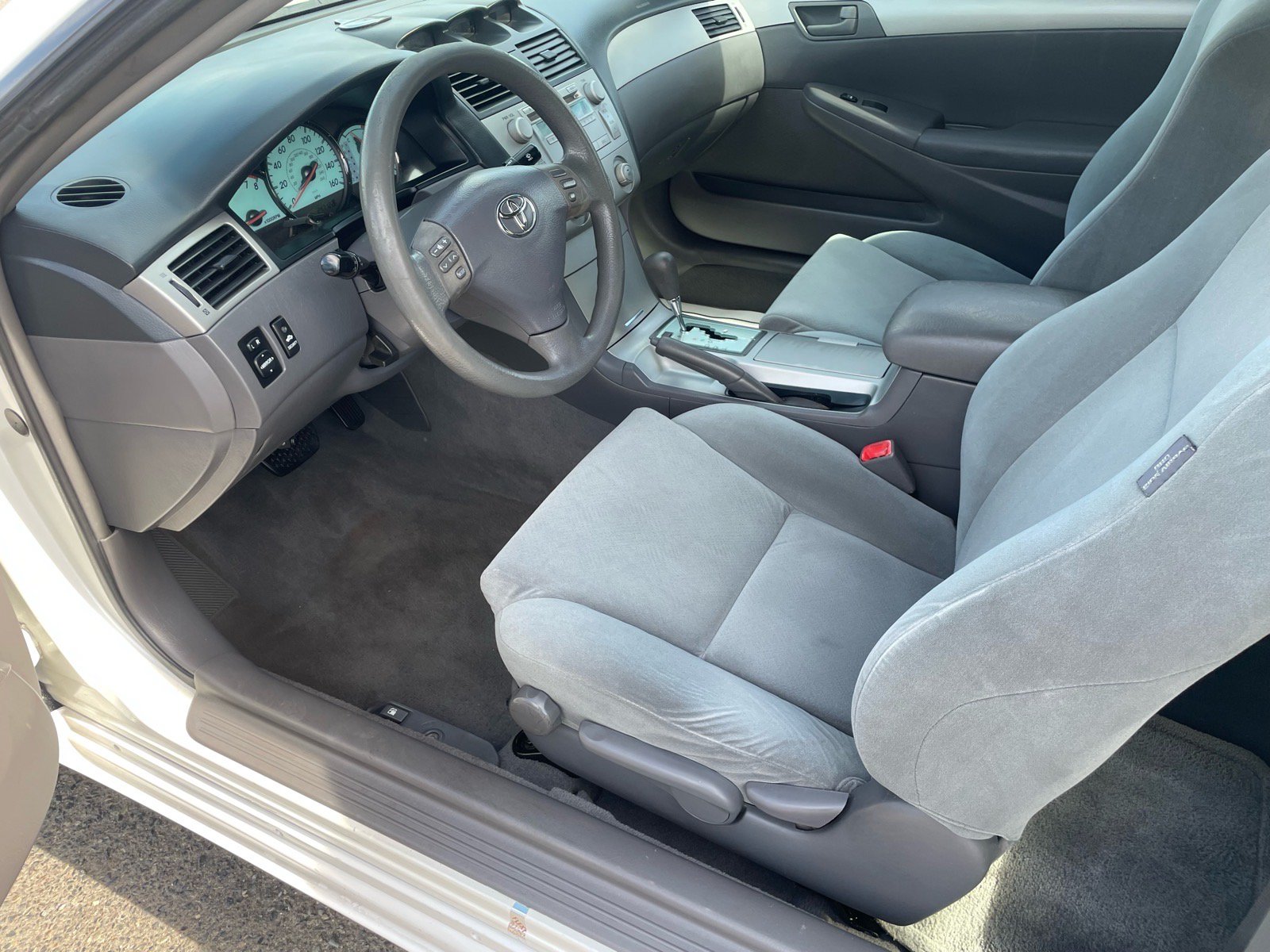 Used 2005 Toyota Solara SE FWD image 9