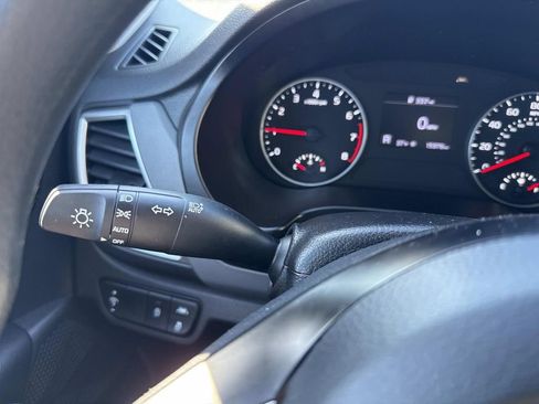 Used 2023 Kia Seltos LX image 32