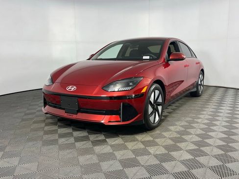 Used 2024 Hyundai Ioniq 6 SE image 4