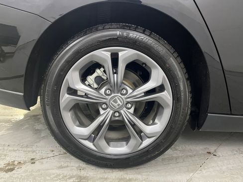 Used 2024 Honda Accord EX image 16