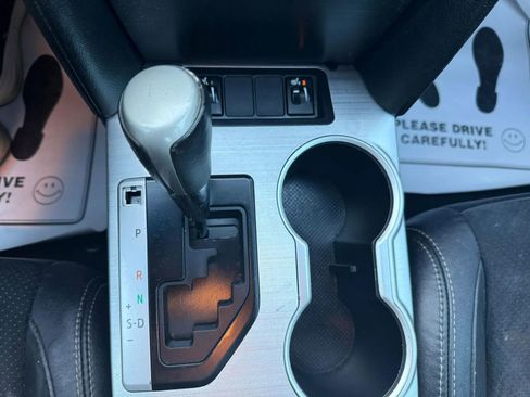Used 2013 Toyota Camry SE w/ Leather Pkg FWD image 22