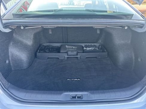 Certified 2024 Nissan Altima 2.5 SR w/ SR Premium Package image 36