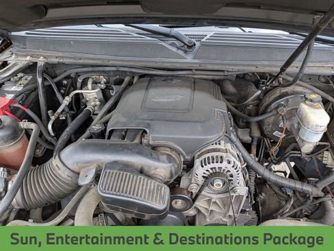 Used 2013 Chevrolet Avalanche LTZ RWD image 14
