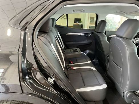 Used 2025 Buick Envision Sport Touring image 15