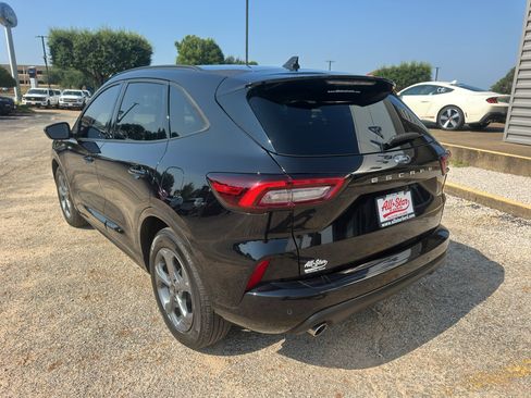 Used 2024 Ford Escape ST-Line w/ Tech Pack #1 image 7