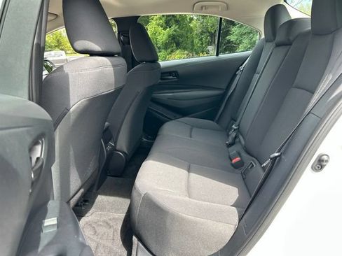 Used 2023 Toyota Corolla LE w/ LE Convenience Package FWD image 29