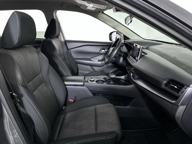 Used 2024 Nissan Rogue SV AWD/4WD image 29