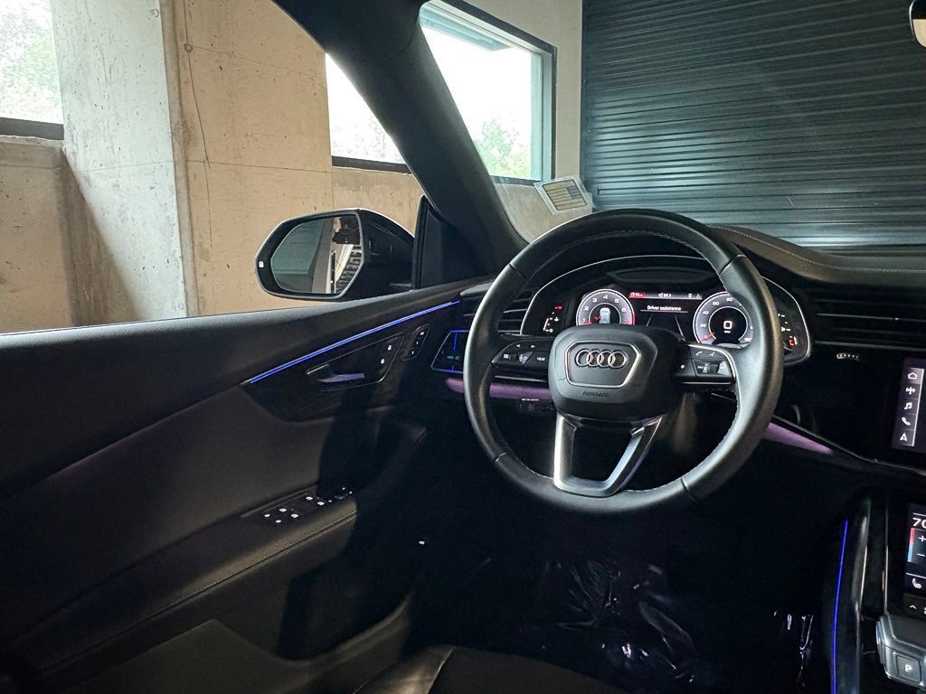 Used 2023 Audi Q8 Premium Plus AWD/4WD image 18